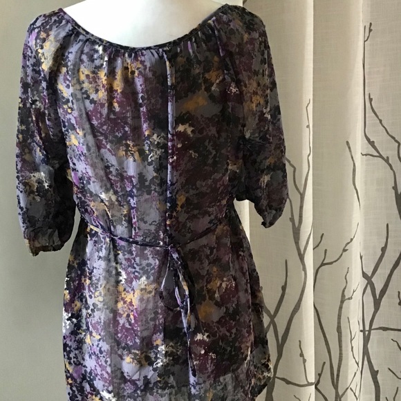 A Pea in the Pod Maternity Size Medium - Picture 5 of 7